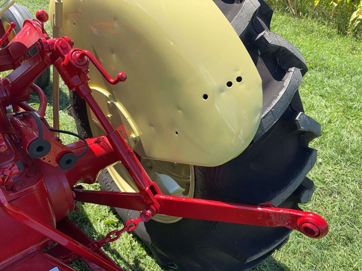 cockshutt-550-image-82