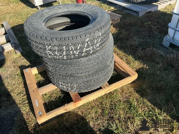 firestone-lt245/75r16-tires-image-2