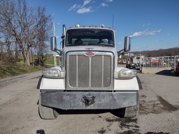 19-peterbilt-water-truck^title^-(qea-4054)-image-2