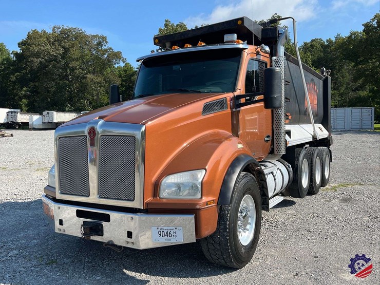 2016-kenworth-t880-image-17