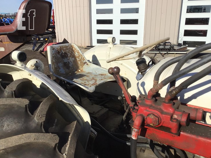 1971-david-brown-990-image-19