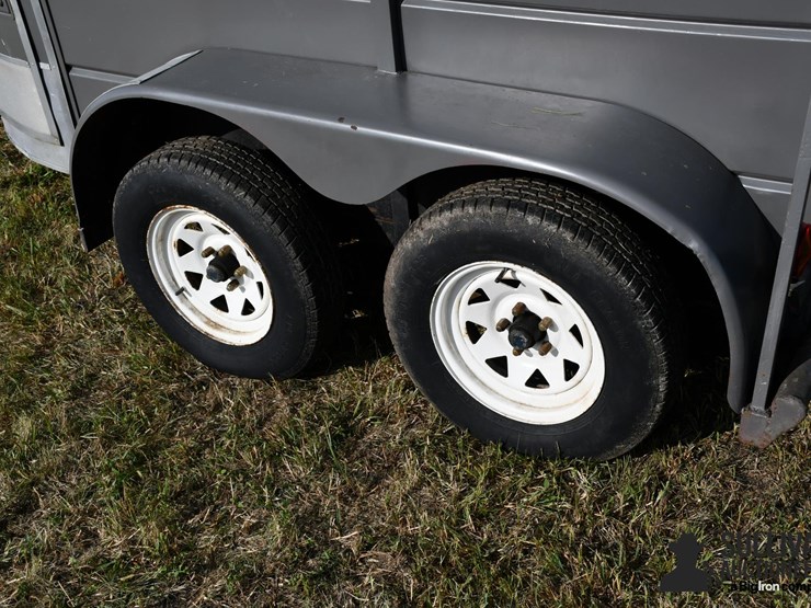 1988-ponderosa-t/a-horse-trailer-image-19