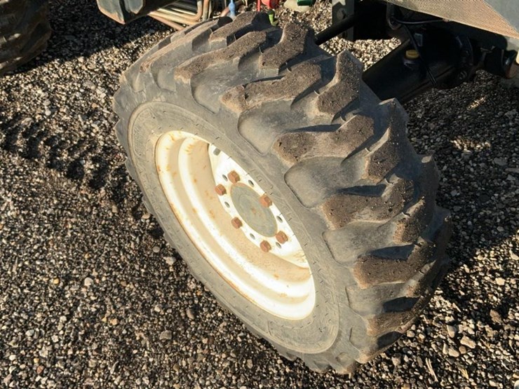 new-holland-tc29da-image-35