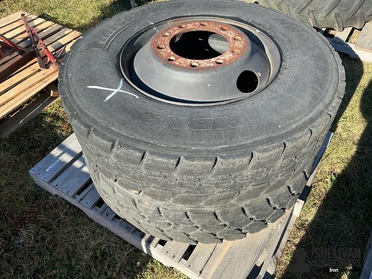 michelin-11r22.5-tires-on-10-bolt-rims-image-2