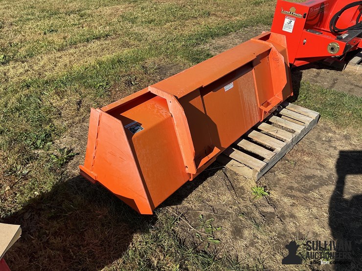 kubota-72"-material-bucket-image-7