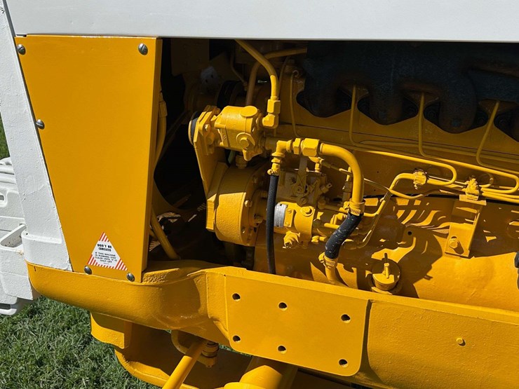 minneapolis-moline-g940-image-17