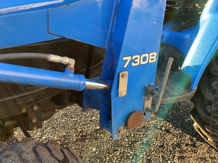 new-holland-tc29d-image-11