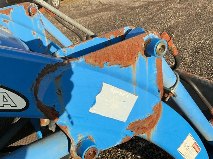 new-holland-tc29da-image-37