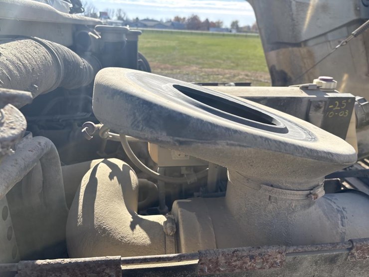 #1337-•-1998-mack-cs200-flatbed-image-29