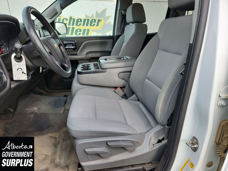 2019-chevrolet-silverado-1500-image-16