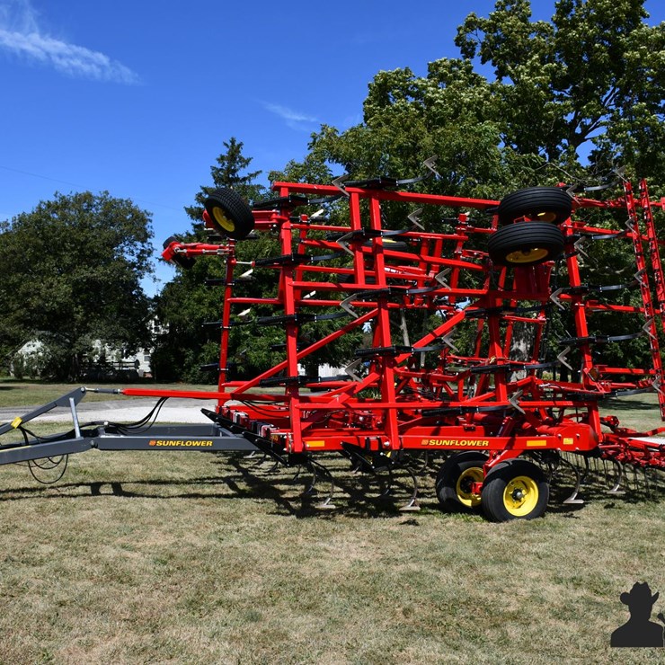 2023 SUNFLOWER 5035-32