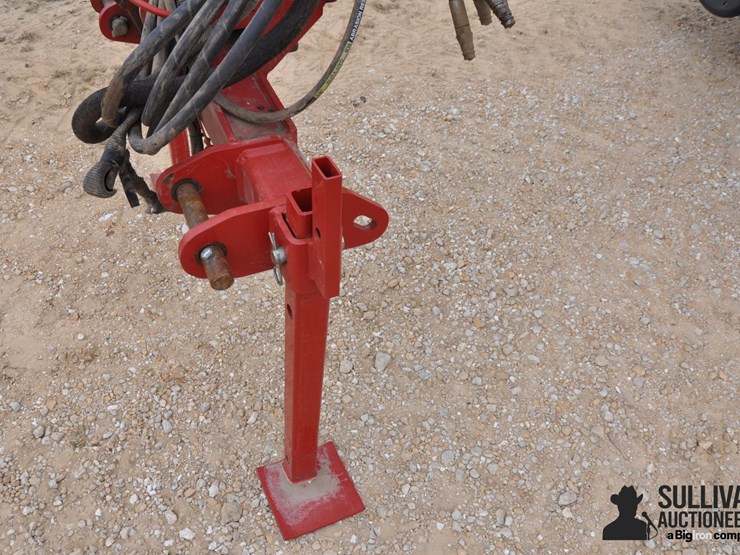 2014-case-ih-1255-image-12