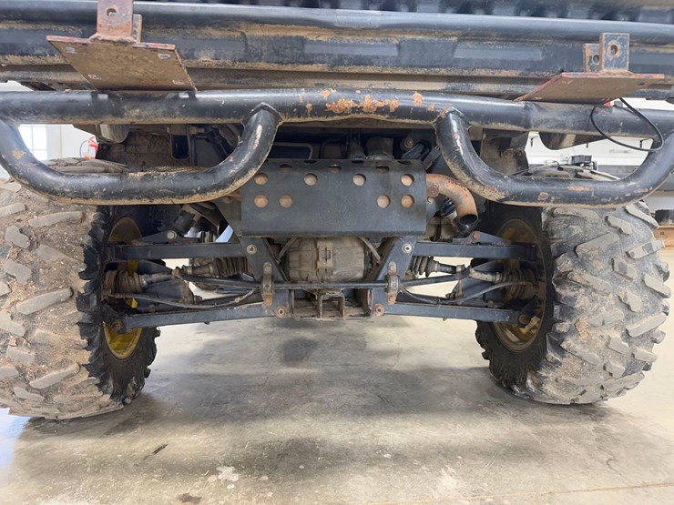 john-deere-gator-image-12