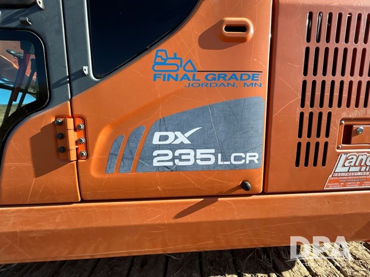 2014-doosan-dx235-lcr-image-65