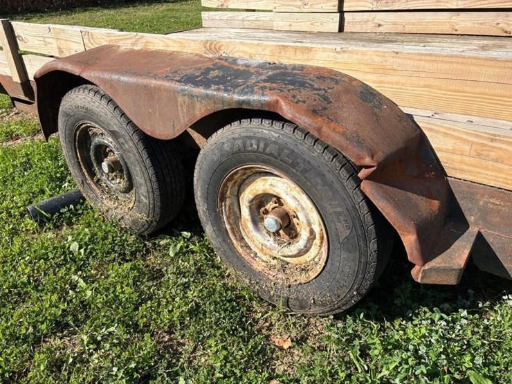7,000lb-tandem-axle-skidsteer-trailer-image-6