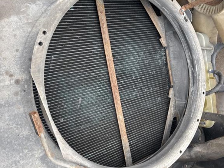 #3154-•-volvo-s60-parts-sleeper-truck-image-28