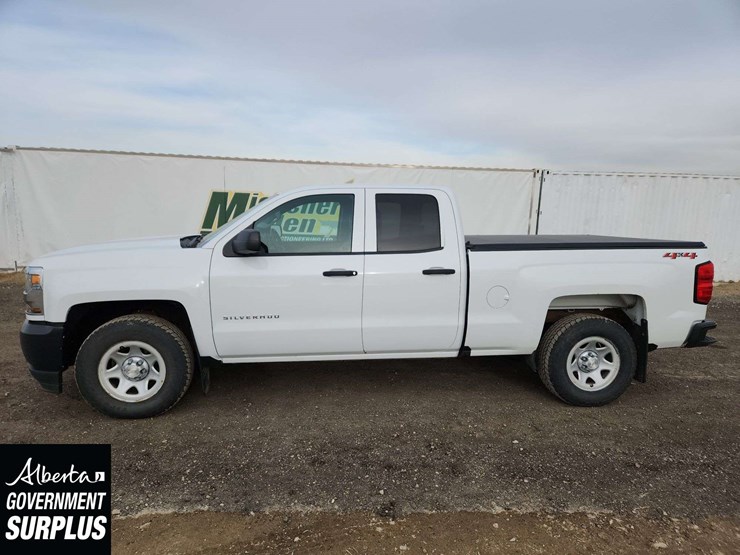 2019-chevrolet-silverado-1500-image-21