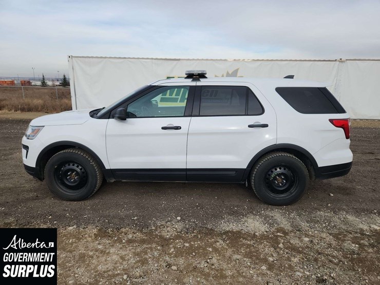 2018-ford-explorer-image-10