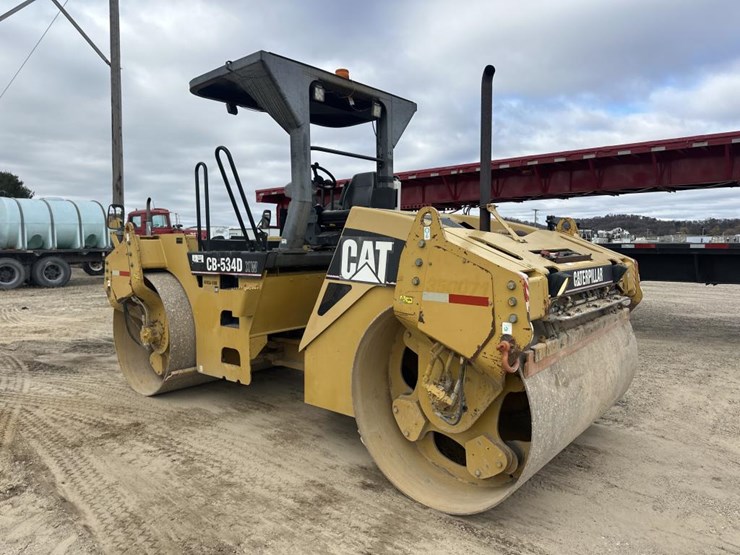 caterpillar-cb-534d-image-3