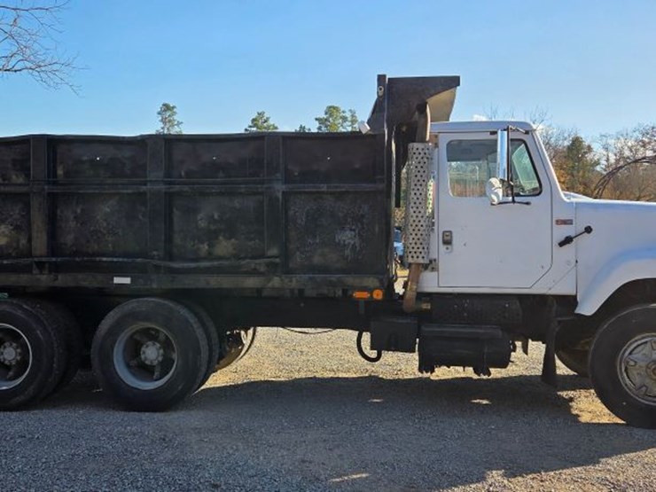 1978-international-f-2554-truck-(lt1458)-image-1