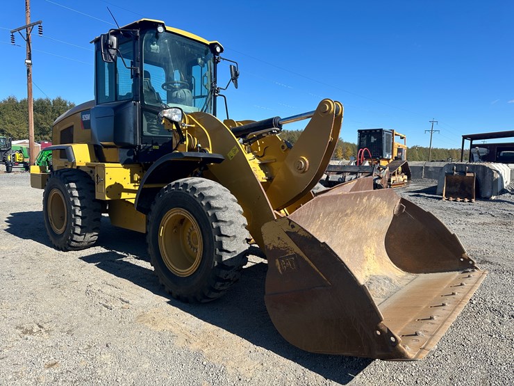 2016-caterpillar-926m-image-2