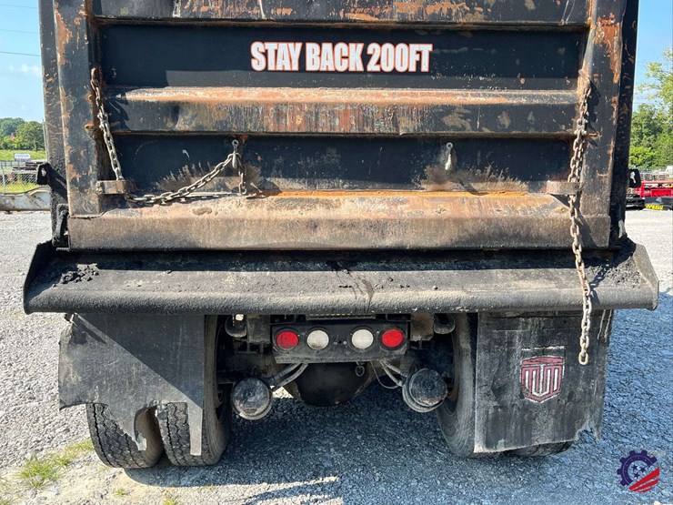 2016-kenworth-t880-image-34