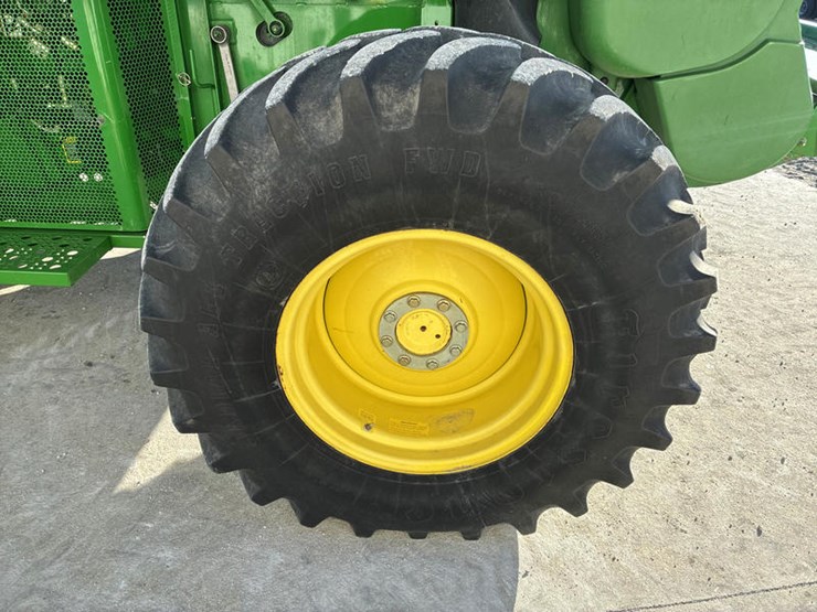 2004-john-deere-9660-sts-image-37