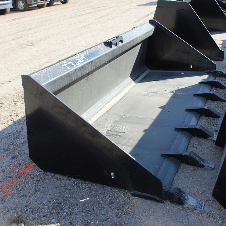 #30217 • 74IN LOW PROFILE BUCKET WITH TEETH