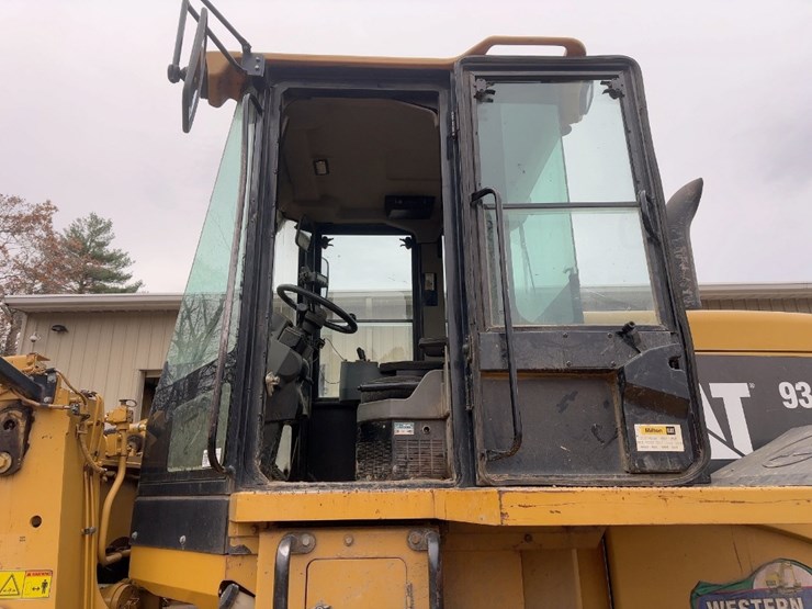 2008-caterpillar-938h-image-19