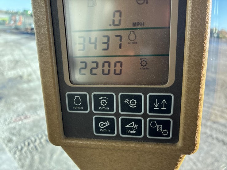 2004-john-deere-9660-sts-image-112