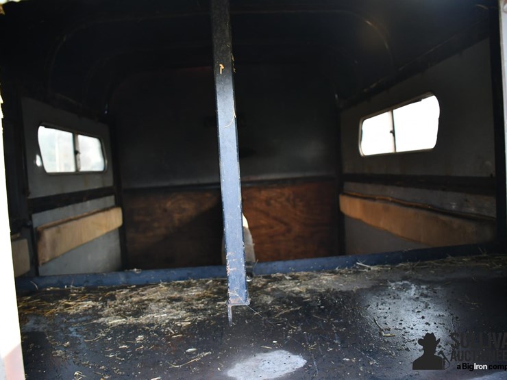 1988-ponderosa-t/a-horse-trailer-image-12