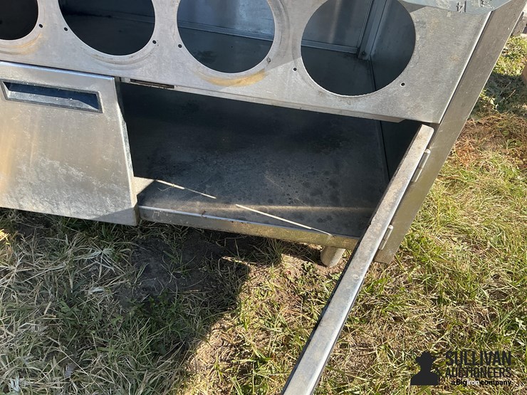 6’x3’-stainless-steel-kitchen-serving-table-image-9