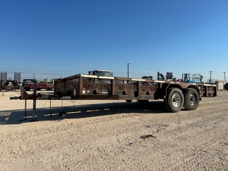 20-lowboy-bumper-pull-trailer-image-1