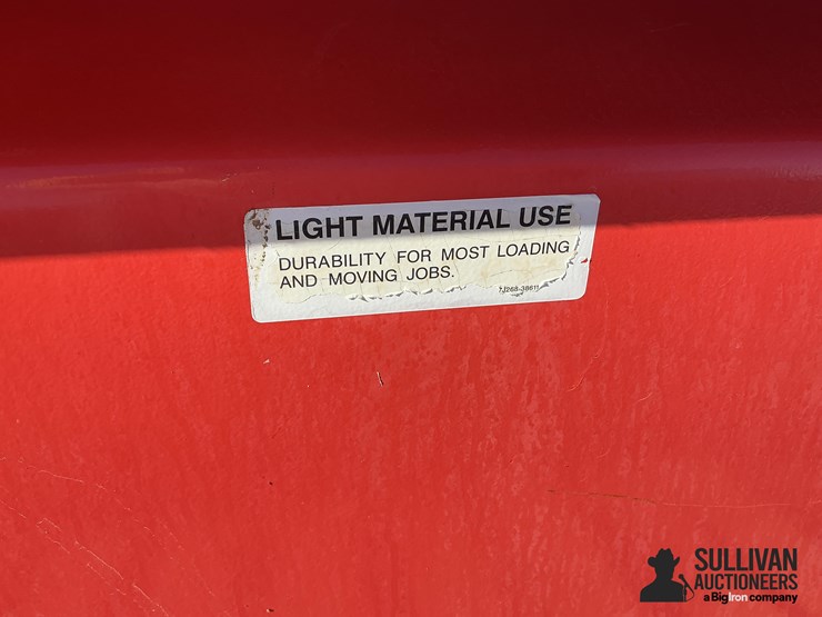 kubota-60"-material-bucket-image-13