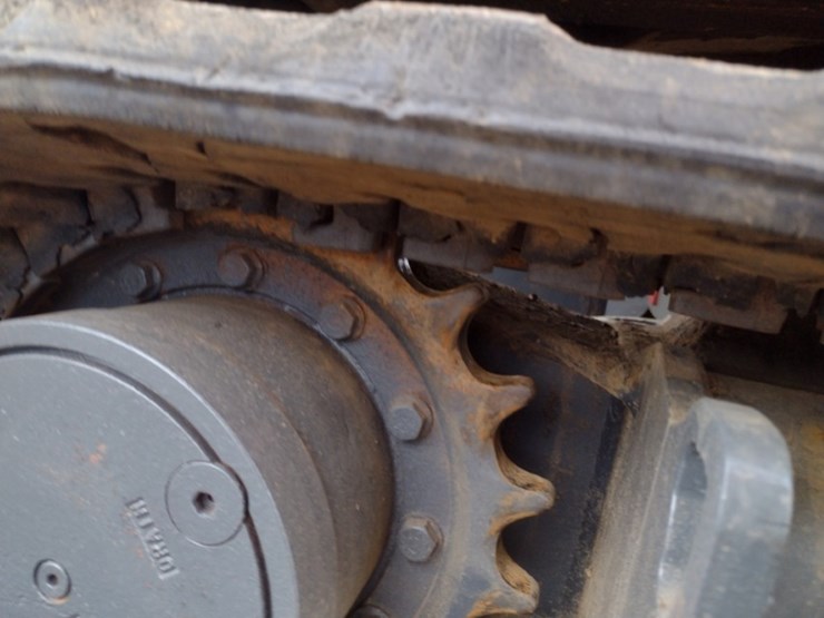 new-holland-ec25-image-37