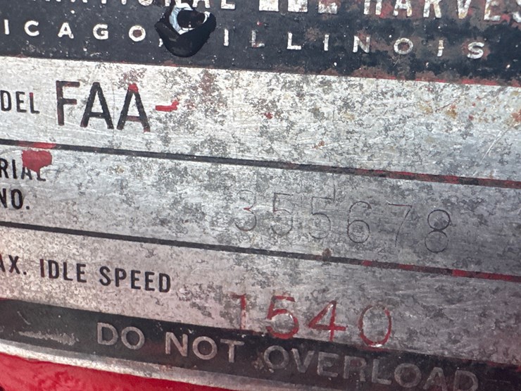 #1139-•-ih-farmall-super-a-tractor-image-7