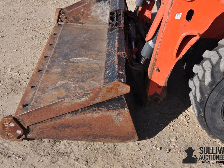 2020-kubota-ssv75-image-18