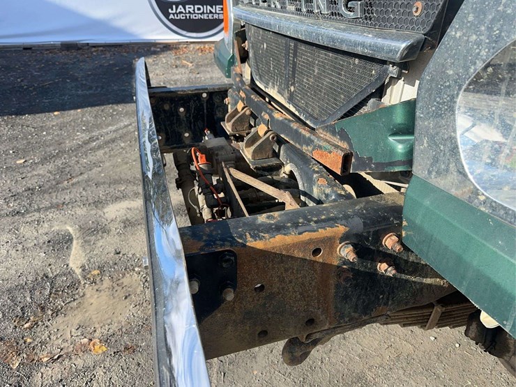 2009-sterling-l9500-image-21