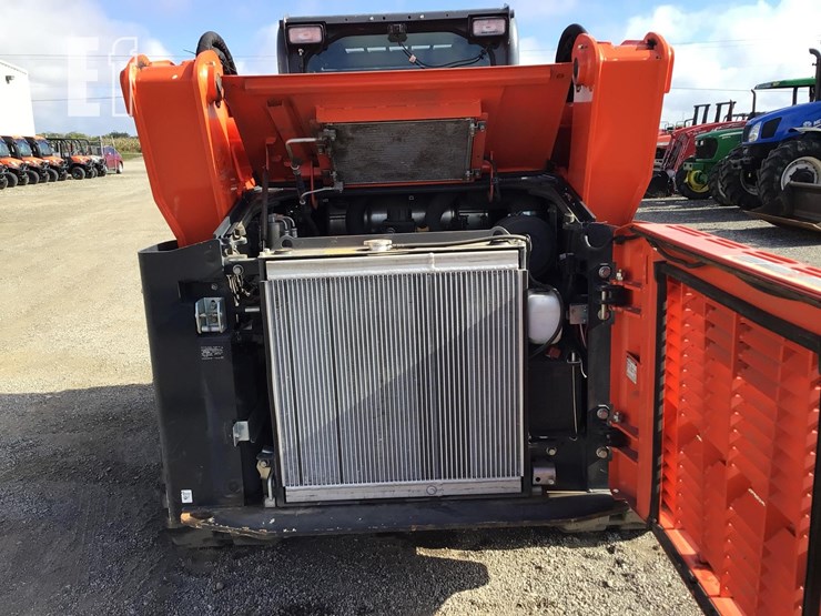 2024-kubota-svl97-2-image-22