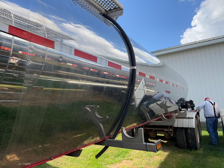 6000-tanker-trailer-image-4