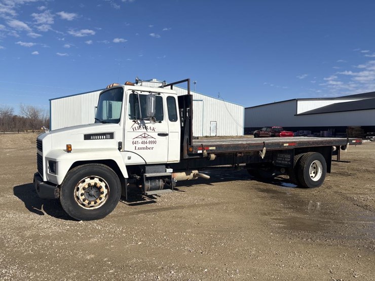 #1337-•-1998-mack-cs200-flatbed-image-1