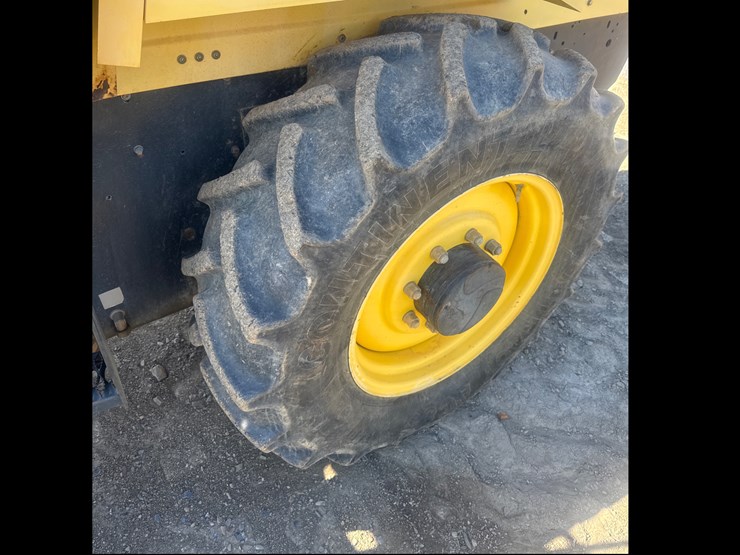 #1299-•-bomag-articulating-vibratory-compactor-roller-image-10