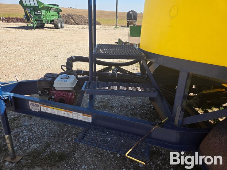 duo-lift-t/a-nurse-tank-trailer-image-12