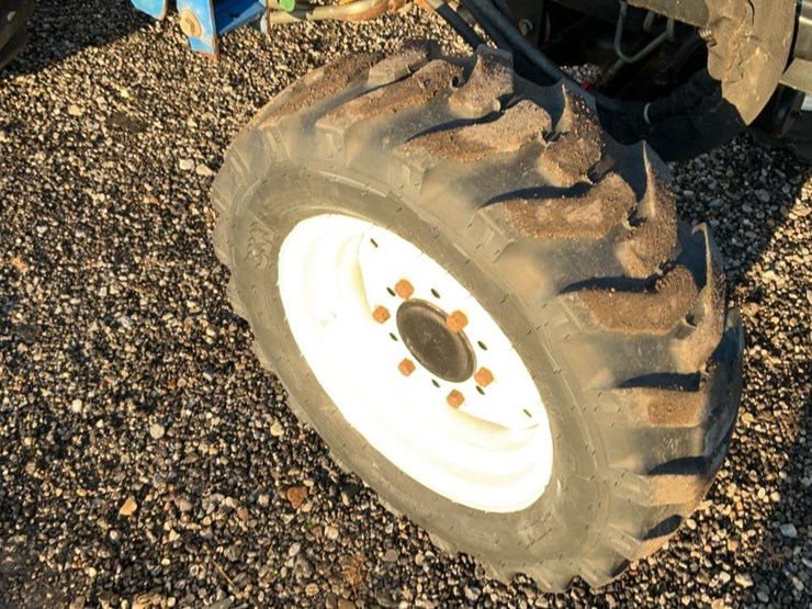 new-holland-tc29d-image-25