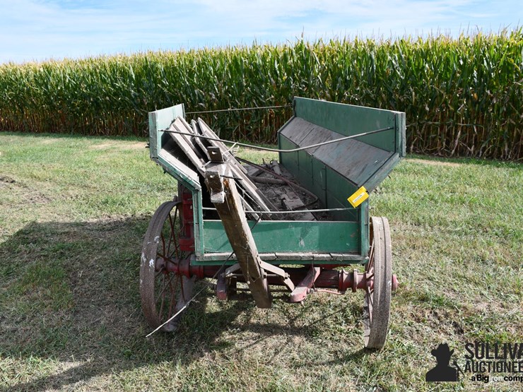 10'-wooden-wagon-image-2