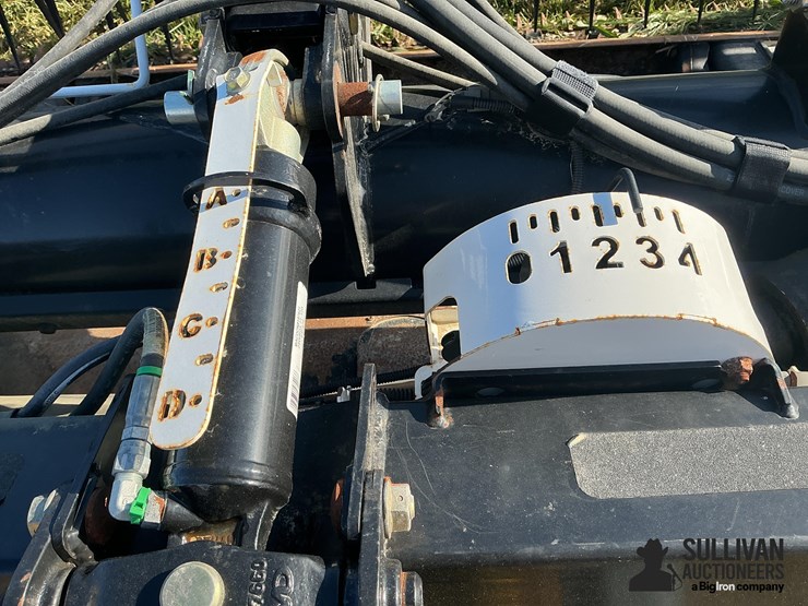 2014-mac-don-fd75s-image-12