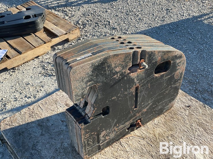 new-holland-t-8-series-weights-image-7