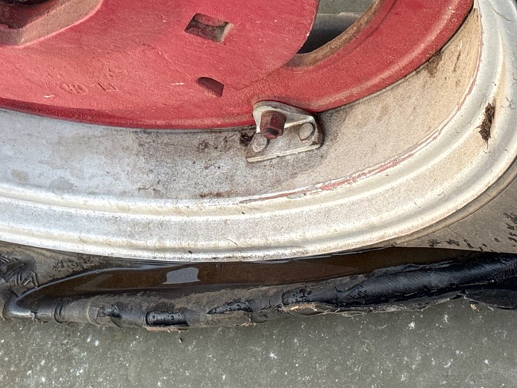 #1141-•-ih-farmall-c-image-7