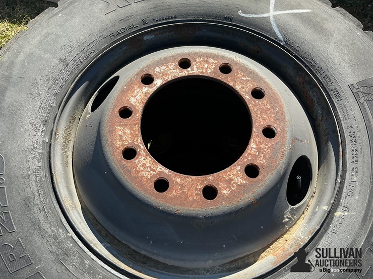 michelin-11r22.5-tires-on-10-bolt-rims-image-7