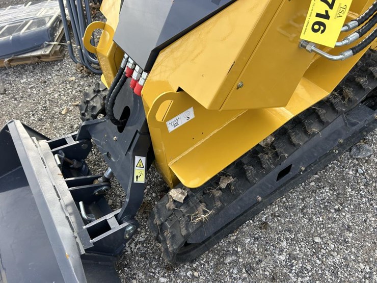 #2716-•-2025-infront-yf400-tracked-mini-skid-steer-image-5
